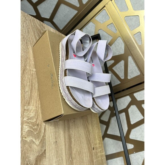 Steve Madden Light Purple Kids Platform Sandals - Picture 3 of 10